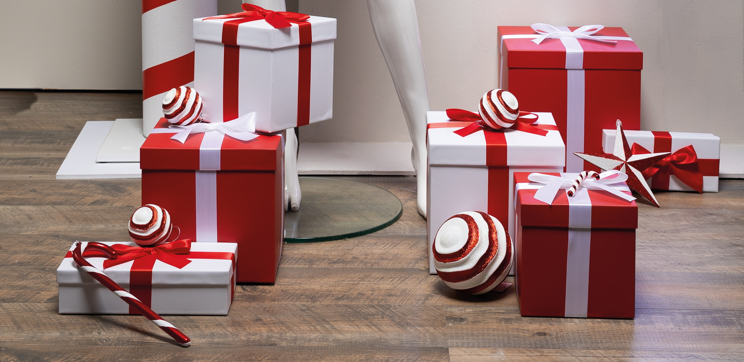 GIFT BOXES