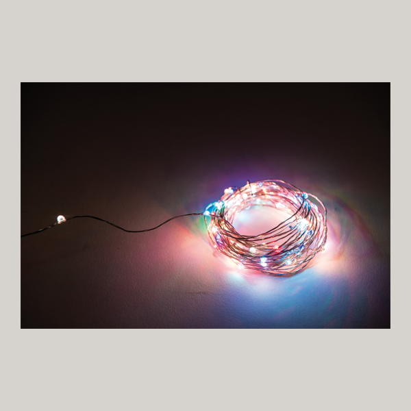 Faden Lichterkette mit 100 LEDs, 1000cm IP44 Stecker für außen, Kabelfarbe: Silber