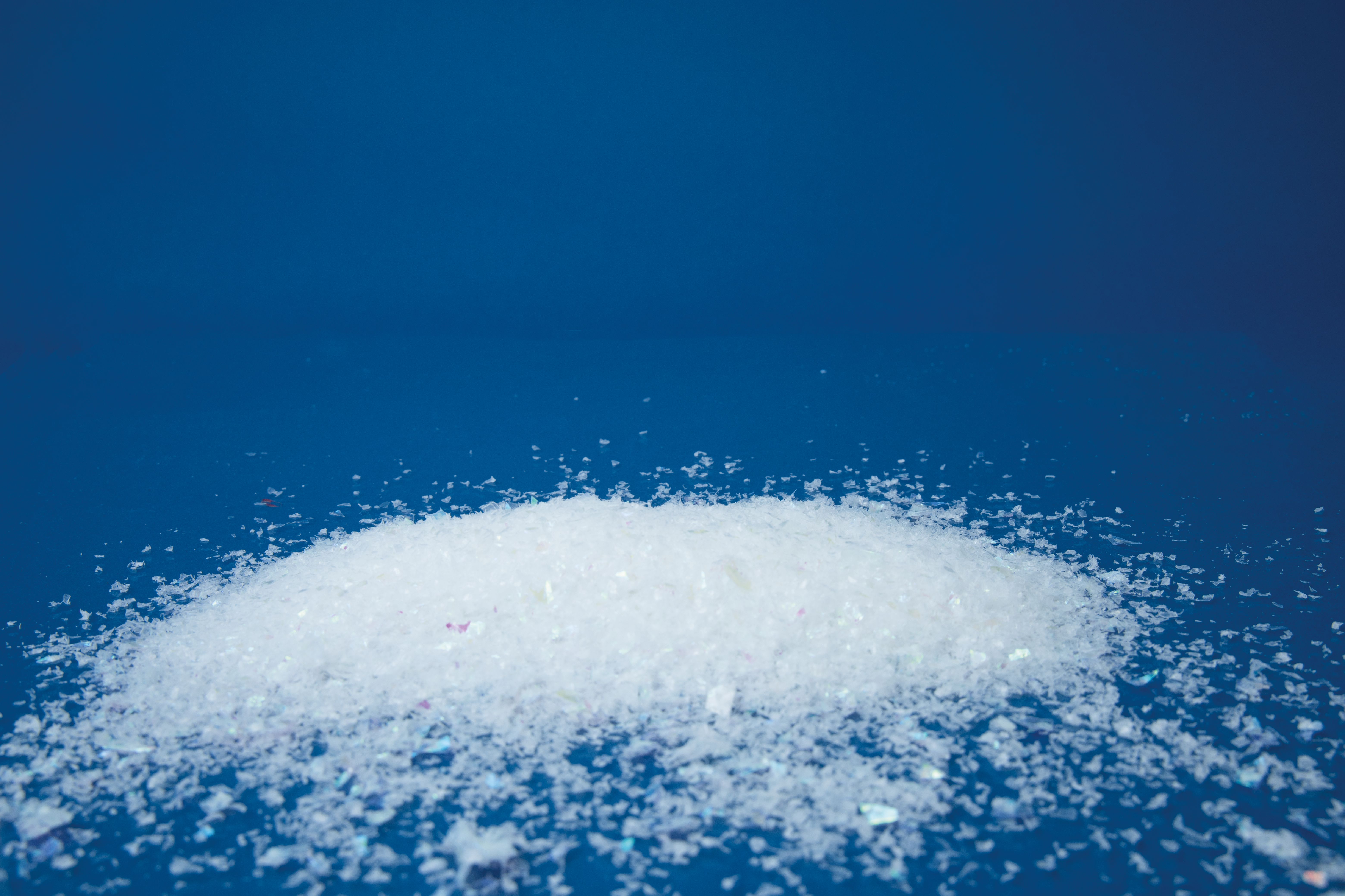 Artificial snow, fine, iridescent, 500g out of PVC, for scattering